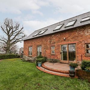 The Granary Villa Raglan Exterior photo