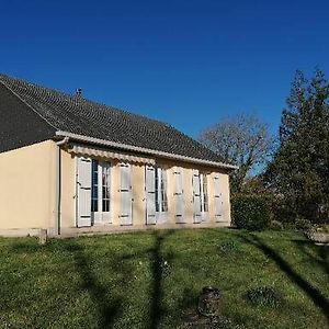 Campagne proche Bayeux et plages du débarquement. Villa Crouay Exterior photo