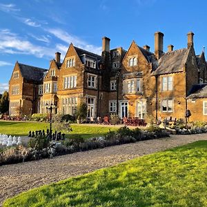 Hotel Hartsfield Manor Dorking Exterior photo