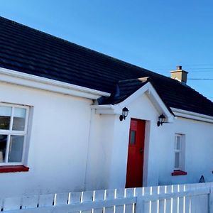 Be'S Cottage Malin Head Exterior photo
