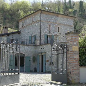 Villa Gavazzini, meravigliosa Residenza d'Epoca con Torre Medievale Rezzano Exterior photo