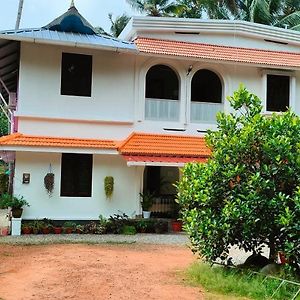 Appartamento Munroe Lagoons Kollam Exterior photo