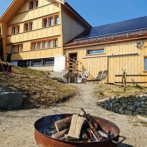 Appartamento Grosses Ferienhaus Fuer Traumhafte Familienferien Im Appenzellerland Speicher Exterior photo