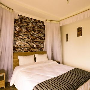 Room In Bb - Kilihouse Bb Large Ensuite Double Bedroom Thika Exterior photo