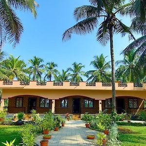 Hotel Shimmering View Kalyānpur Exterior photo