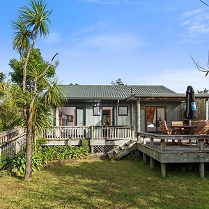 Riverview Retreat - Cooks Beach Holiday Home Exterior photo