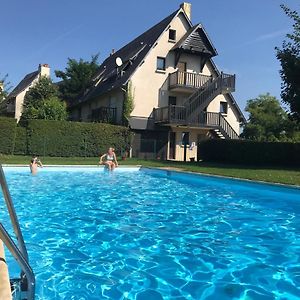 Résidence le Manoir du Mont Canisy Piscine&Tennis Deauville Exterior photo