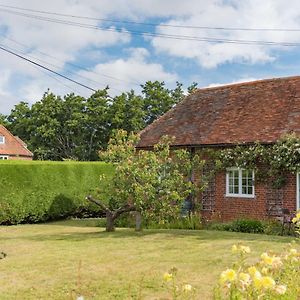 Plum Pudding Cottage By Bloom Stays Hernhill Exterior photo