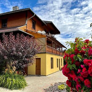 Hotel Sadiba " Yana " Slavske Exterior photo