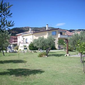 Villa Toti Montepaone Exterior photo