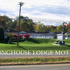 Longhouse Lodge Motel Watkins Glen Exterior photo