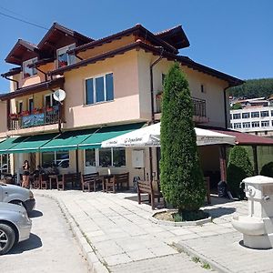 Appartamento Kesta Za Gosti - Ganevi Zmeitsa Exterior photo