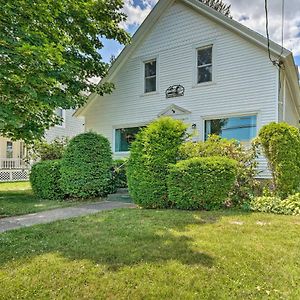 Downtown Retreat With Grill, Fire Pit And Wet Bar Villa Lake George Exterior photo