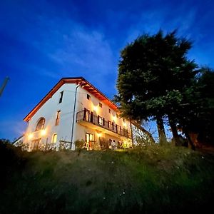 Cascina Malinverni Bed and Breakfast Rocchetta Palafea Exterior photo