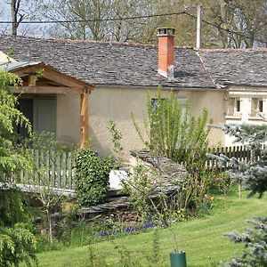 Au pré vert Villa Rueges Exterior photo