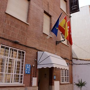Hotel Cuatro Canos Alcalá de Henares Exterior photo