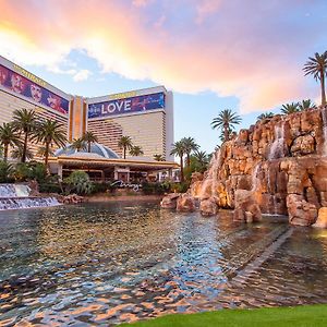 Hotel The Mirage Las Vegas Exterior photo