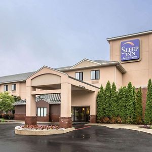 Sleep Inn & Suites Queensbury - Lake George Exterior photo