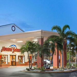 Hotel Howard Johnson By Wyndham Ft. Myers Fl Fort Myers Exterior photo