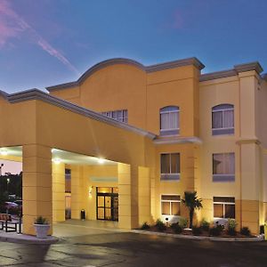 Hotel La Quinta By Wyndham Firenze Exterior photo