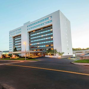 Hotel Doubletree By Hilton Binghamton Exterior photo