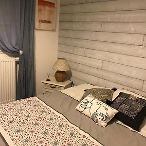 Appartamento Jolie Chambre Dans Quartier Calme Eysines Exterior photo