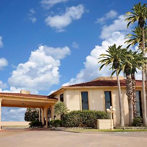 Super 8 By Wyndham Corpus Christi Northwest Motel Exterior photo