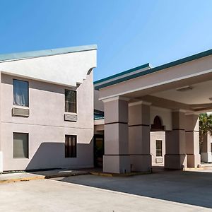 Quality Inn And Suites Lafayette Exterior photo