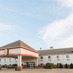 Hotel Super 8 By Wyndham Salina Exterior photo