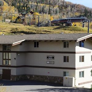 Hotel Storm Meadows At Christie Base Steamboat Springs Exterior photo