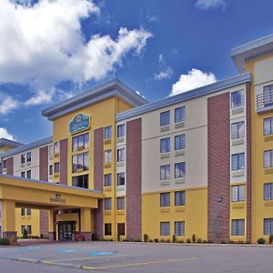 Hotel La Quinta By Wyndham Elkview - Charleston Ne Exterior photo