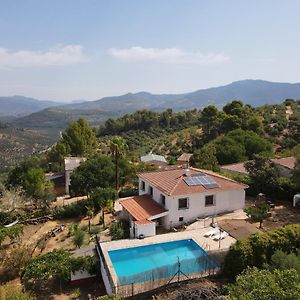 Maison écologique avec piscine Villa La Puerta de Segura Exterior photo