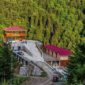 Macahel Maral Otel Ve Restaurant Artvin Exterior photo