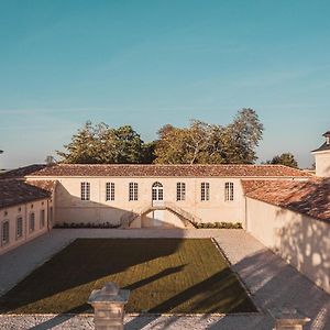 Château Laffitte Carcasset Bed and Breakfast Saint-Estèphe Exterior photo