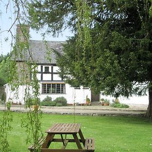 Walford Court Bed and Breakfast Leintwardine Exterior photo