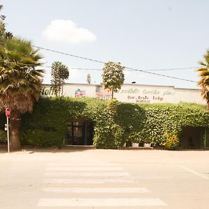 La paillotte gorilla place kinigi Motel Exterior photo