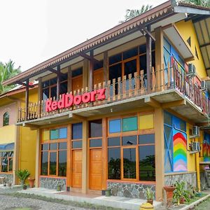 Reddoorz Near Yogyakarta International Airport Hotel Glagah  Exterior photo