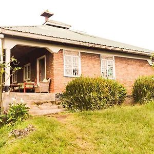 Hotel Amajambere Iwacu Community Camp Kisoro Exterior photo