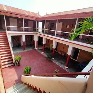 Hotel Naurang Yatri Niwas Garli Exterior photo