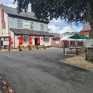 Hotel Hen House Cannock Exterior photo