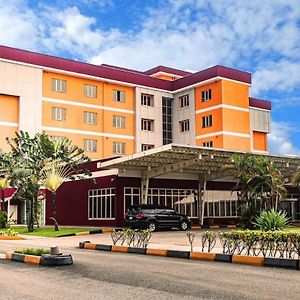 Heliconia Park Port Harcourt Hotel And Suites Exterior photo
