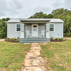 Appartamento Secluded Montague Retreat With Fire Pit And Pond! Exterior photo