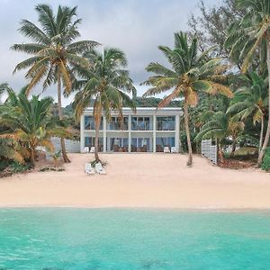 Vaima Beachfront Apartments Rarotonga Exterior photo