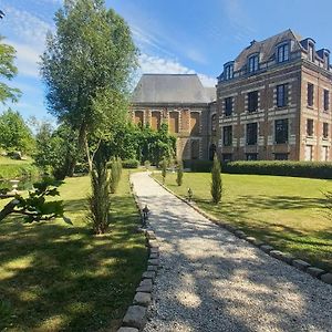 Chateau De Ruesnes Bed and Breakfast Exterior photo