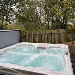 Appartamento Beautiful 2 Bed Apt With Hot Tub In Blaydon Burn Exterior photo