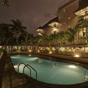 Kumarakom Park Resort Exterior photo