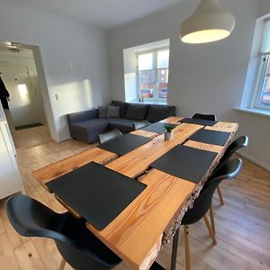 Appartamento Central Apt With Parking Possibility, Netflix & Near Aarhus Attractions Exterior photo