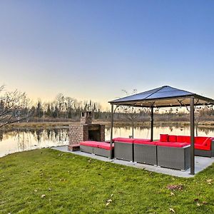 Sun-Dappled Cadillac Gem With Kayaks And Grill! Villa Exterior photo