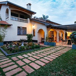 Hotel Cozy Stead Nairobi Exterior photo