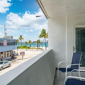 The Purple Pelican Beachfront With Ocean Balcony Unit 4 Villa Fort Lauderdale Exterior photo